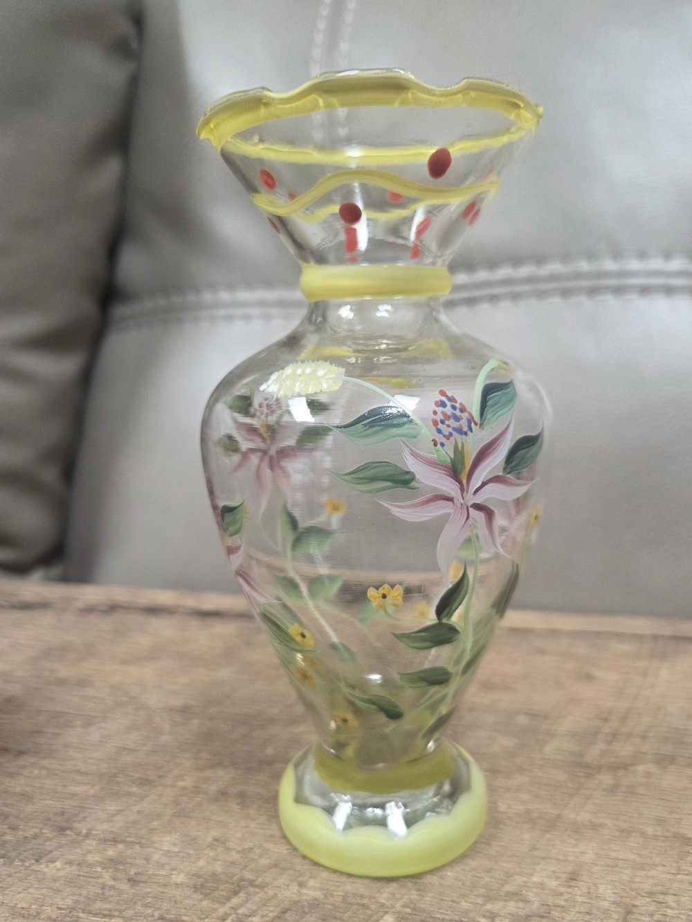 Vintage Tracy Porter Hand Painted Floral Glass Bud Vase with Ruffled Rim — Bin 1
